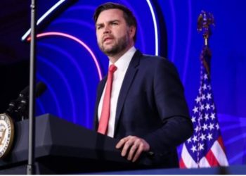 “Charles de Gaulle e donte Amerikën!” JD Vance: Evropa nuk mund të jetë një “vasale e përhershme e sigurisë” së SHBA-së