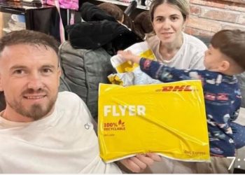 Mbërrijnë zarfet e para me votat e diasporës, Rama ndan foton e familjes shqiptare: Jua shpërblefsha me pasaportën europiane