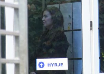 VIDEO/ Bashkëshortja e biznesmenit Elman Abule paraqitet në SPAK