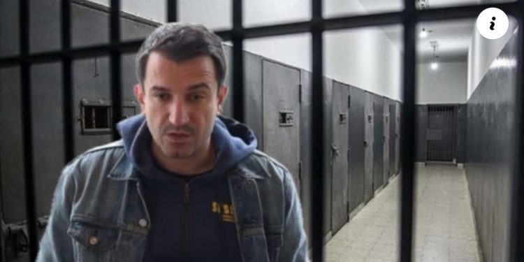 Në gjendje të rënduar psikologjike/ Erion Veliaj kërkon transferimin nga burgu i Durrësit në atë të Fierit, pas sulmeve nga të burgosurit e tjerë