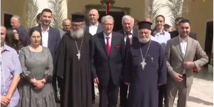 Berisha në Kavajë: Prioritet ynë, zgjidhja e çështjes së pronave