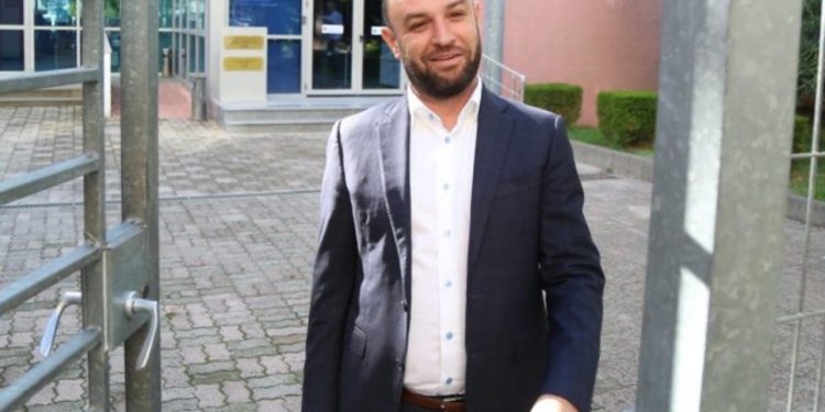 Dosja “Çyrbja”/ Një grua e verbër u përdor për të tjetërsuar 13 mijë e 500 metra tokë në Shkallnur