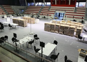 Të dhënat/ Dërgohen në diasporë mbi 245 mijë zarfe me fletë votimi, 8400 mbërrijnë në KQZ