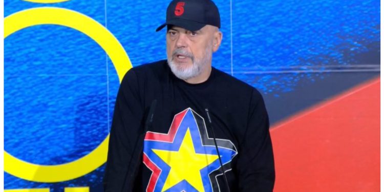 Rama ndërpret takimin, mban një minutë heshtje për Papa Françeskun: Ishte një Papë ndryshe nga të tjerët