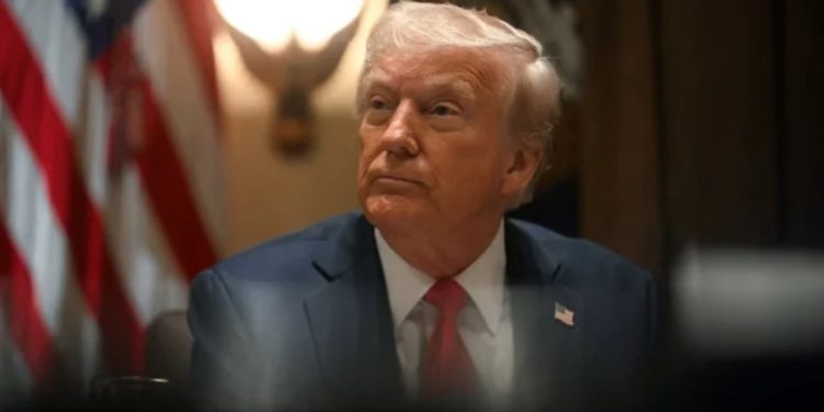 “Unë dhe Melania do të shkojmë në funeralin në Romë”! Trump njofton se do të jetë i pranishëm në funeralin e Papa Françeskut