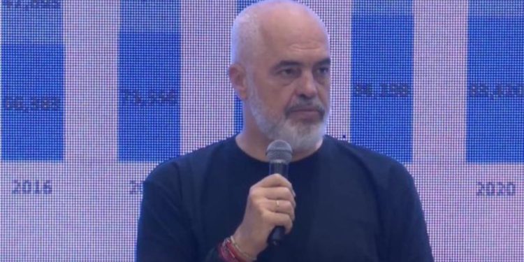 Rama flet për pensionet në Gjirokastër: Ne hoqëm tavanin, vendosëm bazën kontributive