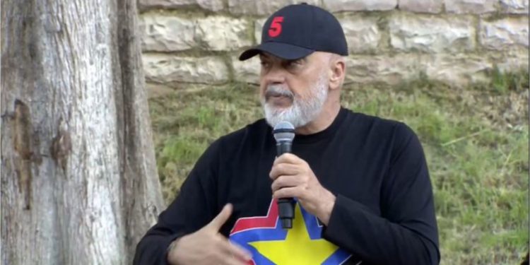 “Çyrykët thonë kam gjysmën e qeverisë në burg”, Rama në Gjirokastër: E pavërtetë! Nuk kam asnjë kompleks, unë dorëzova shpatën
