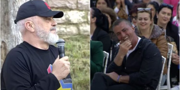 Turizmi/ Rama batuta me Tërmet Peçin: Më tha “komandat, s’e kishim imagjinuar të shikonim bionde suedeze në Tepelenë”
