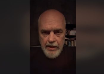 “Të votosh kënetën je politikisht autik”, Rama bën hapa mbrapa: Kërkoj ndjesë, term i gabuar