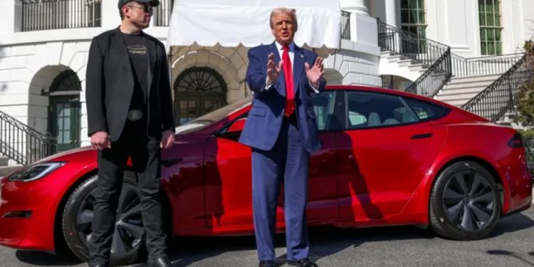 “Koha që ndaj për DOGE do të ulet ndjeshëm”/ Pas rënies së aksioneve të Tesla, Elon Musk njofton reduktimin e rolit të tij në administratën Trump