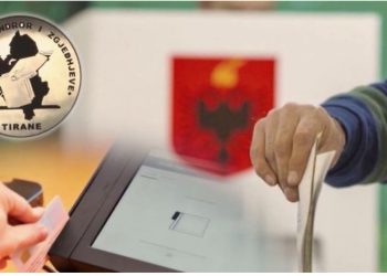 Vota e diasporës/ PS, ankesë në KQZ: Kompania private nuk po zbaton detyrimet! Zarfi nuk u ka shkuar anëtarëve të së njëjtës familje