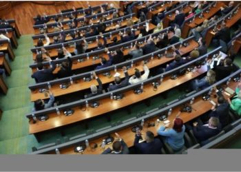Sërish dështim! Kuvendi i Kosovës nuk voton propozimin e Vetëvendosjes për Kryeparlamentare