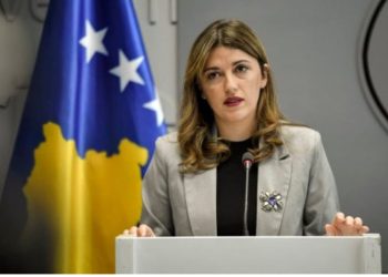 Albulena Haxhiu: Nëse partitë refuzojnë ta konstituojnë Kuvendin, atëherë vendi të shkojë në zgjedhje! VV e hapur për dialog për caktimin e një date