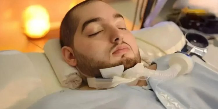 “Princi i fjetur” i Arabisë Saudite mbush 36 vjeç, ndodhet në koma për gati 20 vjet