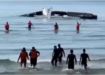 Tajlandë/ Avioni ushtarak rrëzohet gjatë stërvitjes, vdesin 6 persona