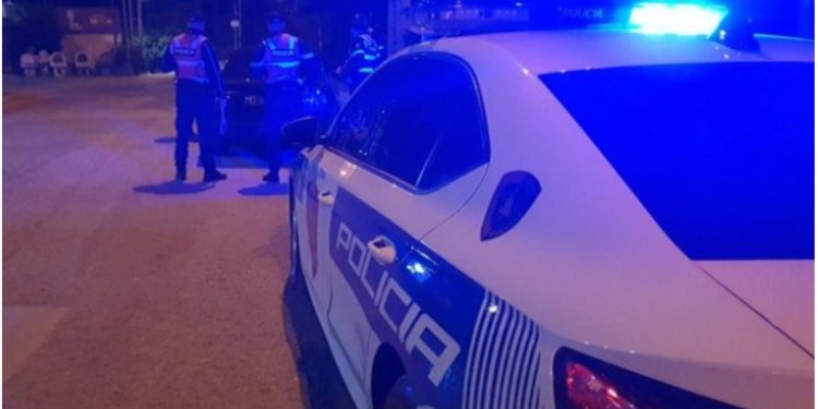 Sherr me sende të forta në Tiranë, lëndohet 19-vjeçari