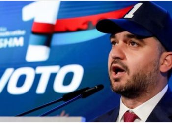 Fisnik Qosja: Çdo votë për PS është kundër Shqipërisë! PD është ngritur në këmbë për një fillim të ri!