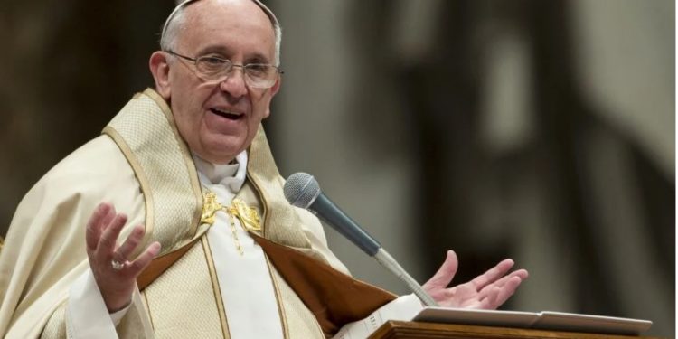 Nuk e pranoi kurrë pagën mujore, zbulohet vlera modeste që Papa Françesku kishte në llogarinë e tij bankare përpara se të vdiste