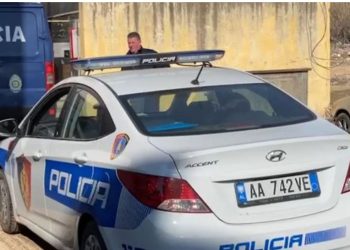 EMRI/ Gjendet i vrarë me armë zjarri roja i një objekti në Vlorë, në kërkim autorët e ngjarjes