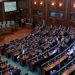 Deputetët e Kosovës nuk arrijnë ta konstituojnë Kuvendin, dështon sërish zgjedhja e kryeparlamentares së propozuar nga LVV