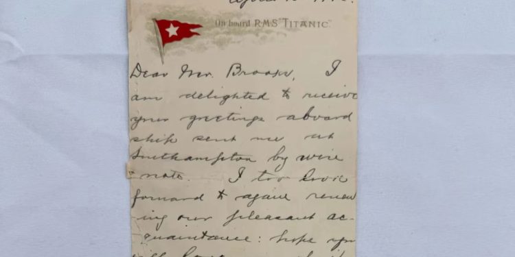 “Do të pres deri në fund të udhëtimit për të gjykuar anijen…”, letra historike e të mbijetuarit të Titanikut shitet në ankand për vlerën marramendëse prej 300 mijë paund