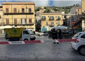 Përgjaket Palermo/ Dy të vrarë dhe tre të plagosur! Personat të gjithë të rinj, çfarë ndodhi mes dy grupeve gjatë natës