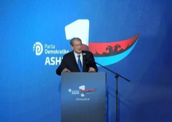 Berisha takim me shqiptarët në Selanik: 2025 do të gdhendet si viti i diasporës! Mafia për interesa të vetat sakrifikon marrëdhëniet me fqinjët