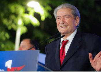 Berisha: Përfaqësues të 110 partive të Qendrës së Djathtë ja dogjën Edi Ramës në dorë pasaportën kallpe!