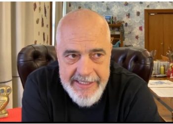 “Becchetti s’ka marrë asnjë kokërr leku”/ Rama- komentuesit: Është në siklet të madh, zgjodhi kundërshtarin e gabuar