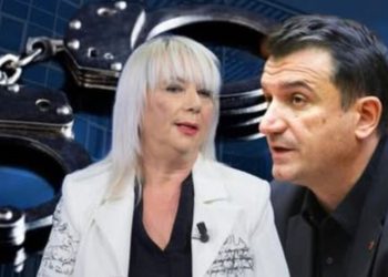 Adriana Kalaja: Veliaj dhe grupi i tij në bashki kanë bërë orgji, video është gjetur në telefonin e sekuestruar të një prej drejtorëve të 5D!