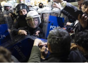 Turqi/ Arrestohen 76 persona për arsye se bënë thirrje për demonstratën më 1 maj