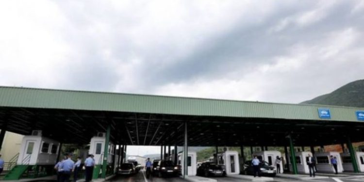 Rikthehet në funksion marrëveshja, nga nesër largohen kontrollet në kufirin Kosovë-Shqipëri