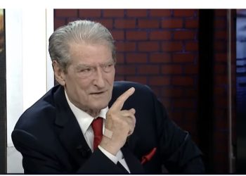 “Brenda 100 ditëve shqiptarët do të jetojnë më mirë” Berisha: Çdo shqiptar do të ketë listën italiane të rimbursimeve të ilaçeve…