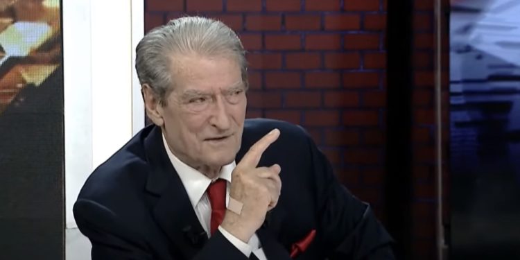 “Brenda 100 ditëve shqiptarët do të jetojnë më mirë” Berisha: Çdo shqiptar do të ketë listën italiane të rimbursimeve të ilaçeve…