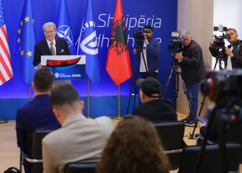 Manipulimi i votës së diasporës/ Berisha: DHL shkeli kontratën, nënkontraktori i saj bashkëpunoi ngushtë me PS-në