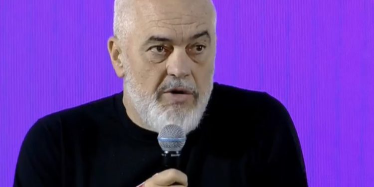 “7 herë 7 u bë 6 milionë me kontratat e patriotëve,” Rama: Lobojnë në SHBA për të mbrojtur Shqipërinë nga unë dhe sesa e bukur është këneta!