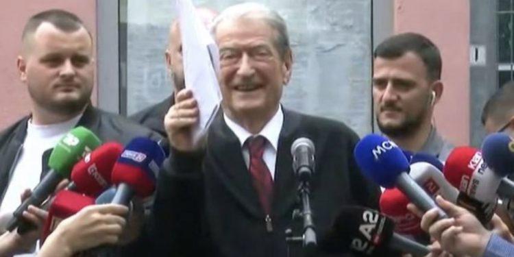 Berisha: Departamenti i Shtetit të administratës Biden, nuk donte që të publikohej dokumenti që i merr fytyrën reformës në drejtësi