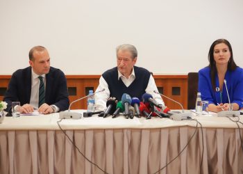 Berisha lexon rezolutën emergjente: PPE damkosi Ramën si armik i votës së lirë dhe dënoi mosndëshkimin e krimeve zgjedhore