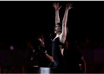 Policia parandalon sulmin me bombë në koncertin e Lady Gaga-s/ Kishte një pjesëmarrje prej më shumë se dy milion njerëzish