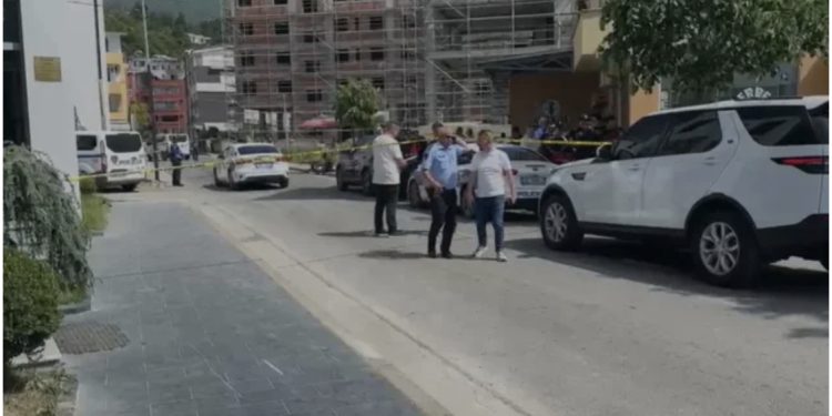 Plagosja e pesë personave në Laç/ Shitësja ambulante ndërhyri për të shuar sherrin, ja si u plagos aksidentalisht 58-vjeçarja