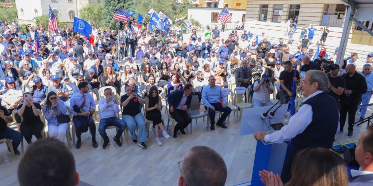 Berisha prezanton programin në Peqin: Do pesëfishojmë subvencionet në bujqësi, do jemi vendi me taksat më të ulëta në Europë