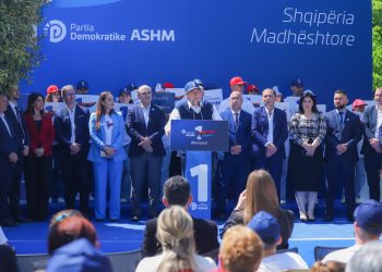 Berisha: Fermerë të Librazhdit, u garantoj se vitin e parë të qeverisjes do të pesëfishohen investimet, fondet dhe subvencionet për ju