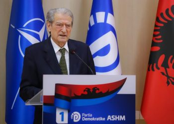 Berisha: Zgjedhjet në Shqipëri, të njëjta me ato si dekada me parë në Zimbabve, të diktatorit Mugabe