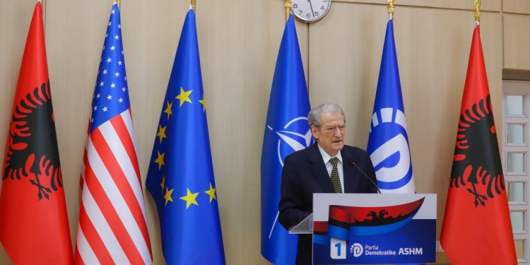 Berisha: Rezultati në kutitë e votimit është i gatuar nga kriminelë elektoralë të PS, nuk ka të bëjë me vullnetin e lirë të shqiptarëve në diasporë