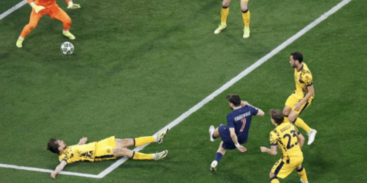 Ëndrra u bë realitet – PSG shkatërron Interin në finalen e Championsit dhe kompleton tripletën e artë