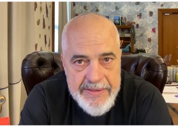 “Kaloi nëpër tavolina një fletë-rrufe!” PPE miratoi Rezolutën e propozuar nga PD/ Rama: Ra boria e humjes diku në Spanjë, ishin mbledhur partitë simotra të kënetës