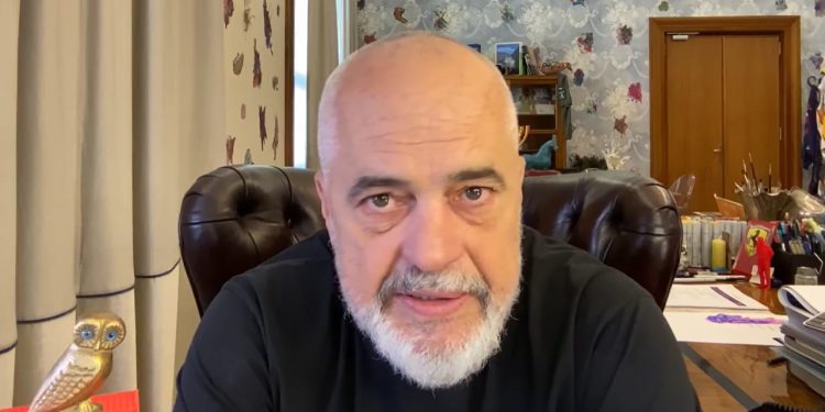 “Kaloi nëpër tavolina një fletë-rrufe!” PPE miratoi Rezolutën e propozuar nga PD/ Rama: Ra boria e humjes diku në Spanjë, ishin mbledhur partitë simotra të kënetës