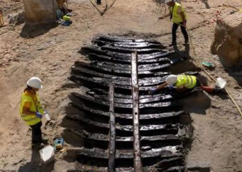 Një anije e mbytur 500-vjeçare zbulohet përgjatë bregdetit të Barcelonës