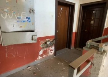 Shpërthim me tritol në Elbasan, dëmtohen disa apartamente