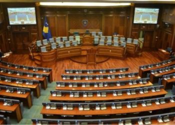 Kurti thërret në takim PDK e LDK, Vetëvendosje kërkon rrugëdalje për krizën politike